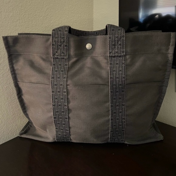 Hermes Canvas Tote Bag - Picture 2 of 7